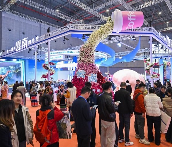 配资台 鲜花漫卷科技赋能，云南展区在长三角文博会打造沉浸式滇味盛宴